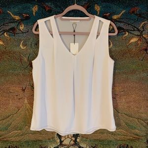 NWT Sleeveless white blouse with cutout